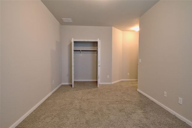 504 Hummingbird LN A, Austin, TX 78734