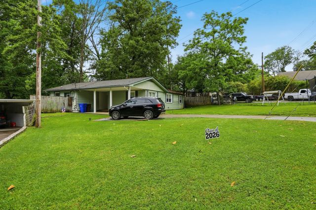 170 Northwestern Ave, Oak Ridge, TN 37830