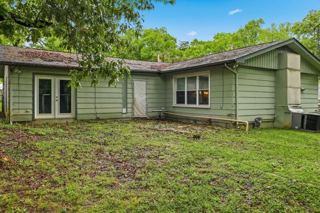 170 Northwestern Ave, Oak Ridge, TN 37830