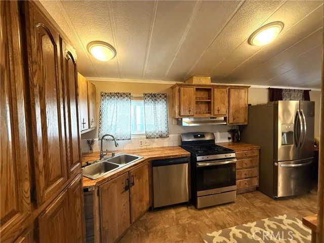 3300 15th 389, Rosamond, CA 93560