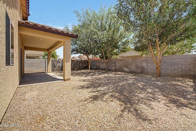 1447 W BRANGUS Way, San Tan Valley, AZ 85143