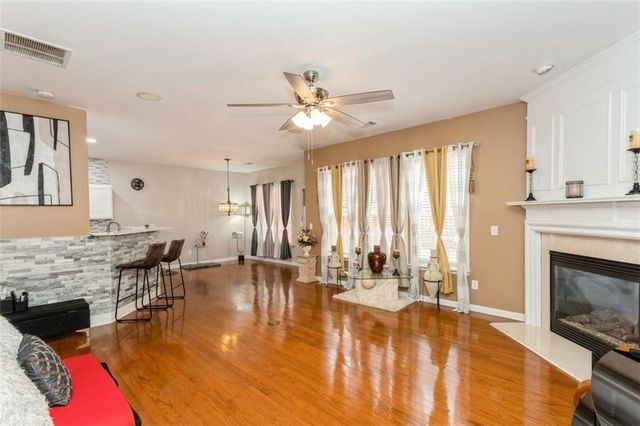 3154 Welmingham SW Drive, Atlanta, GA 30331