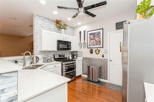 3154 Welmingham SW Drive, Atlanta, GA 30331