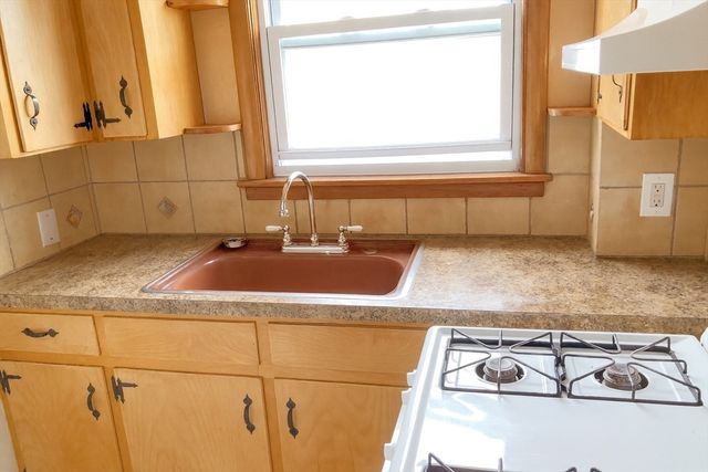 76 Buffinton Street 2, Fall River, MA 02721