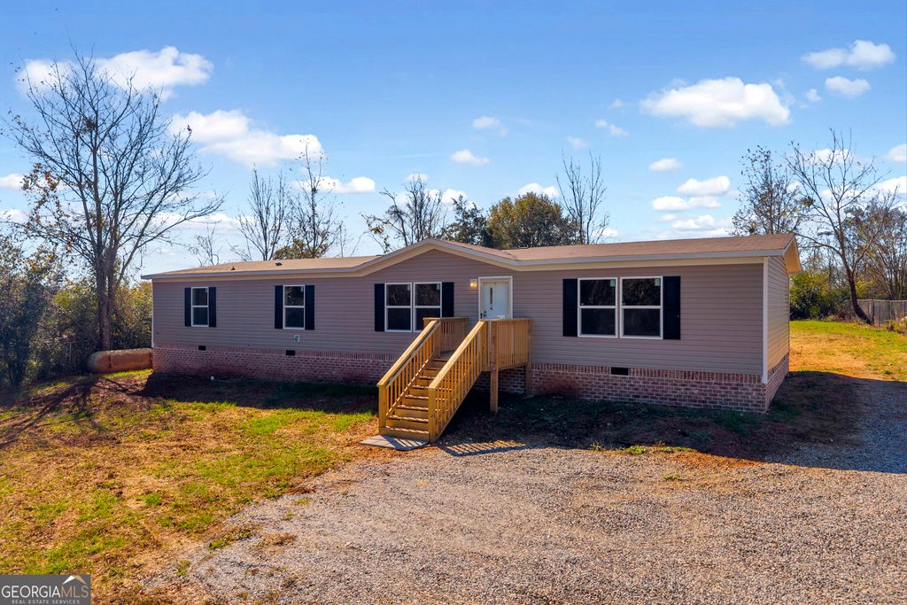 18 Webb Road, Martin, GA 30557