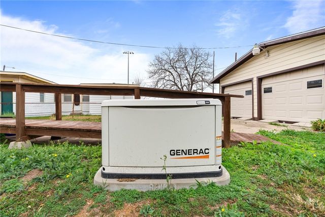 3906 Pyle Dr, Corpus Christi, TX 78415