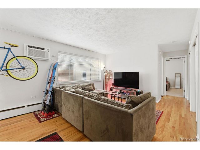 1063 N Clarkson St 8, Denver, CO 80218