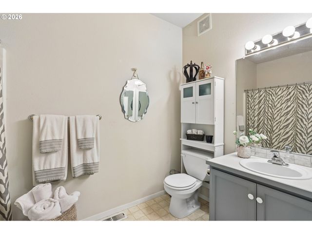 13210 Se 7TH St N62, Vancouver, WA 98683