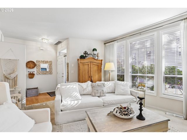 13210 Se 7TH St N62, Vancouver, WA 98683