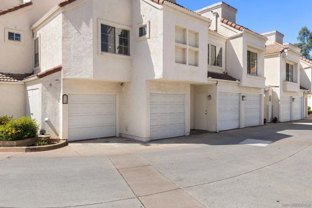 12010 Calle De Montana 301, El Cajon, CA 92019