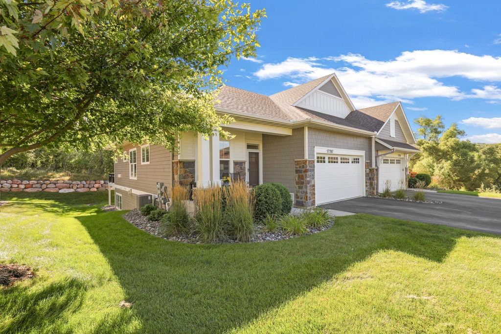 17787 Junelle Court, Lakeville, MN 55044 — photo 2