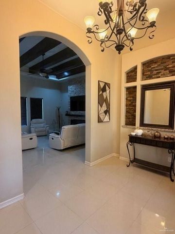 1800 Kingsborough Avenue, Mcallen, TX 78504