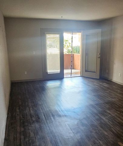 4704 E Paradise Village Parkway N 121, Phoenix, AZ 85032