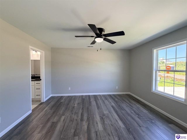 58 Democratic Court, Radcliff, KY 40160