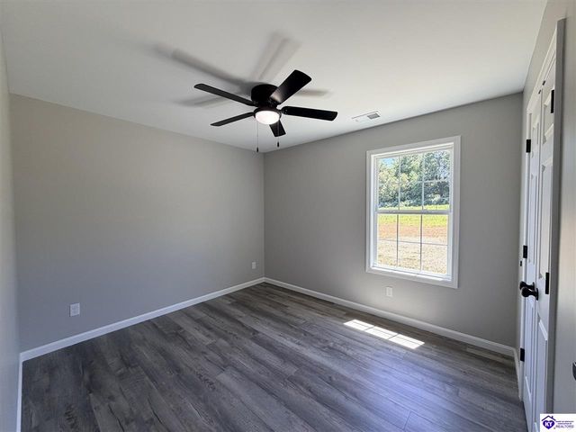 58 Democratic Court, Radcliff, KY 40160