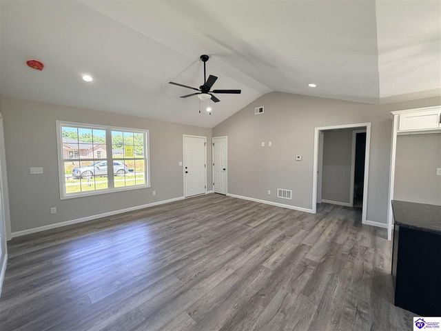 58 Democratic Court, Radcliff, KY 40160