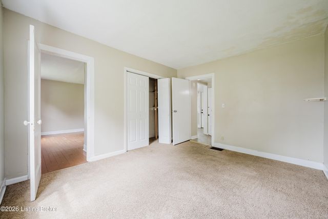 507 Warnock St, Louisville, KY 40217