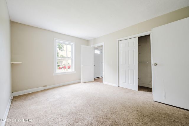 507 Warnock St, Louisville, KY 40217