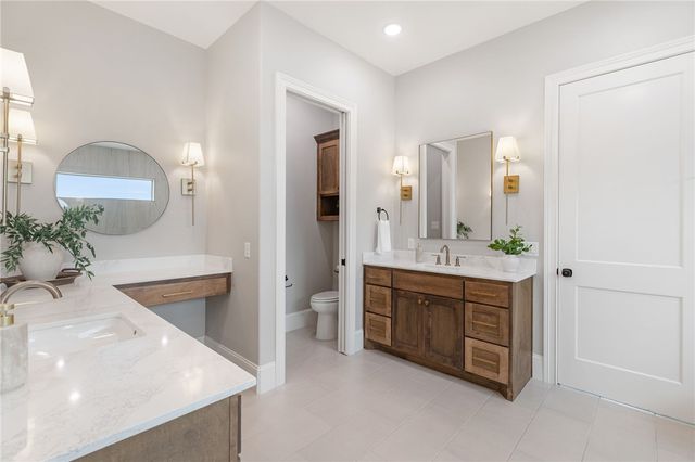 10372 Charlinda Lane, Bryan, TX 77808