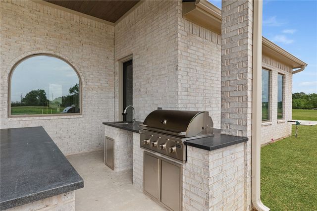 10372 Charlinda Lane, Bryan, TX 77808