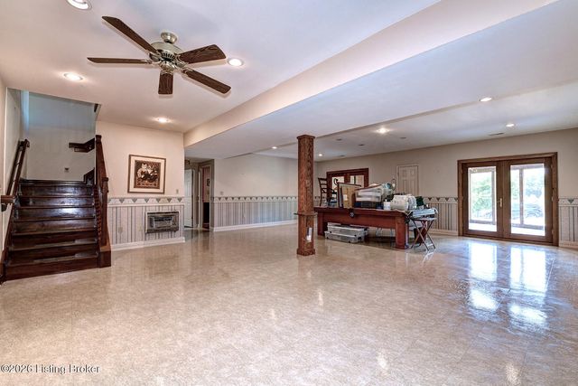 1007 Johnson Rd, Louisville, KY 40245