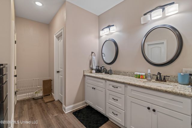 8 Canyon Oak, Hattiesburg, MS 39402