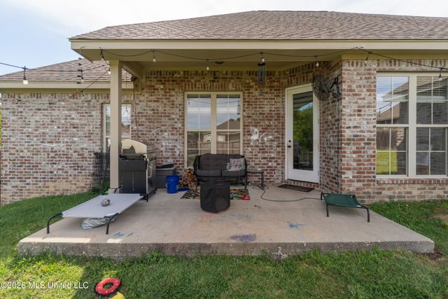8 Canyon Oak, Hattiesburg, MS 39402