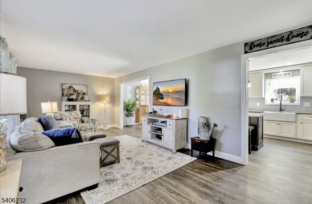 30 Anita Dr, Jackson Twp., NJ 08527