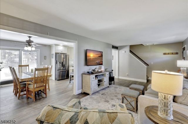 30 Anita Dr, Jackson Twp., NJ 08527