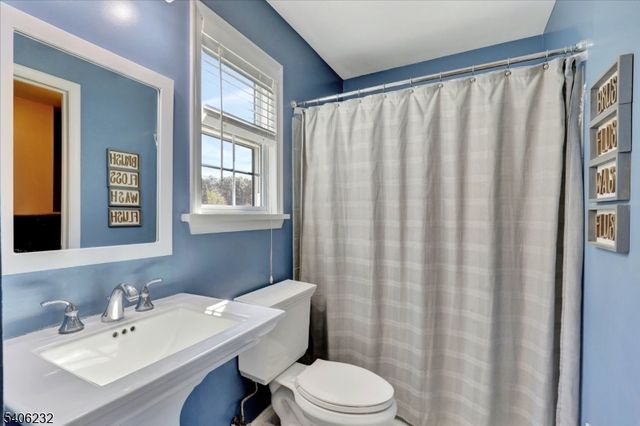 30 Anita Dr, Jackson Twp., NJ 08527