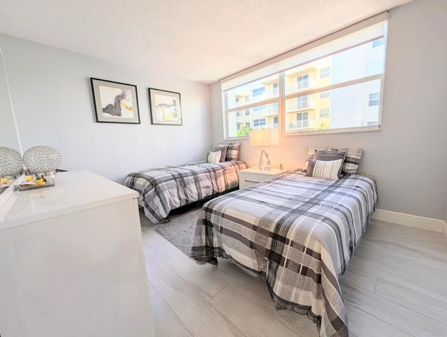 2929 S OCEAN Boulevard 2010, Boca Raton, FL 33432