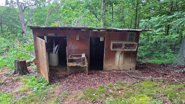 1678 Raven Hill Rd, Tazewell, TN 37879