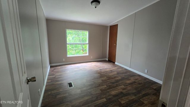 1678 Raven Hill Rd, Tazewell, TN 37879