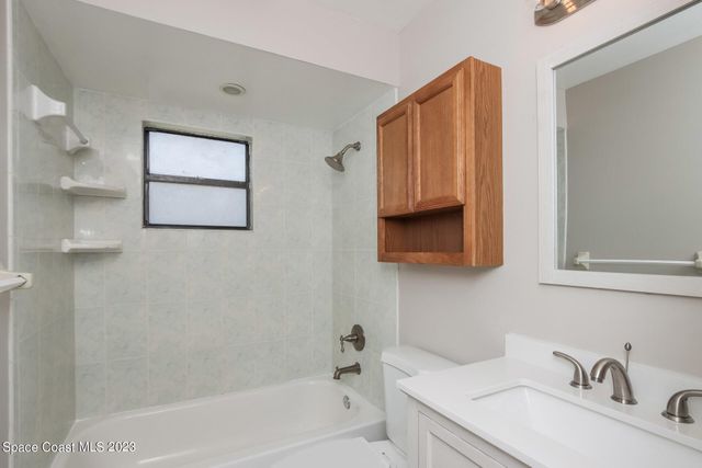 1298 Robbinswood Drive, Rockledge, FL 32955