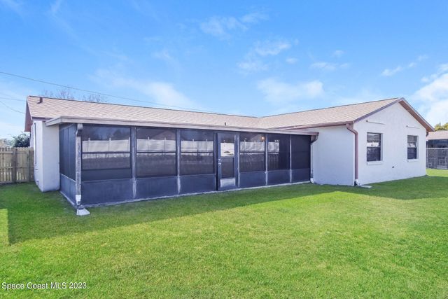 1298 Robbinswood Drive, Rockledge, FL 32955