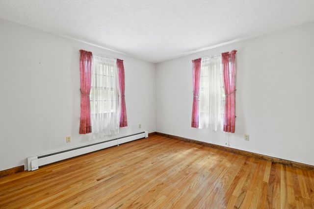 54 Lantern Lane, Plymouth, MA 02360