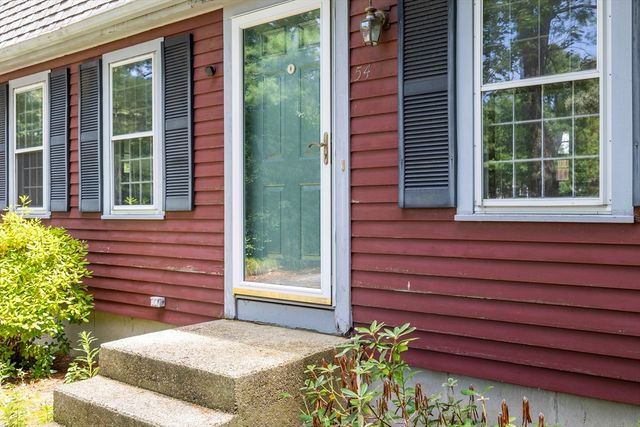 54 Lantern Lane, Plymouth, MA 02360