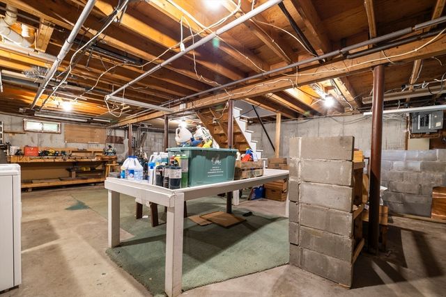 54 Lantern Lane, Plymouth, MA 02360