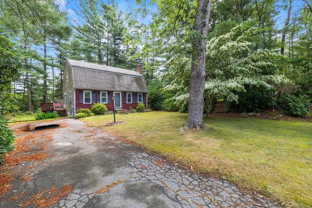 54 Lantern Lane, Plymouth, MA 02360