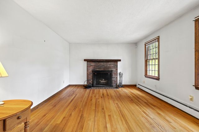 54 Lantern Lane, Plymouth, MA 02360