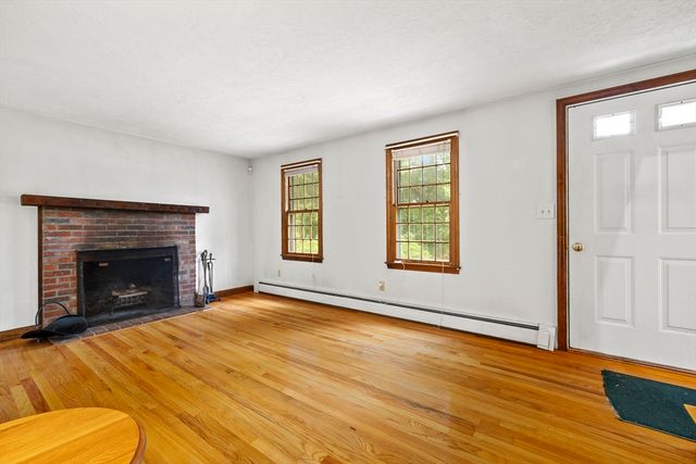 54 Lantern Lane, Plymouth, MA 02360