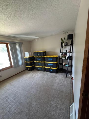 1516 Maywood Drive, South Saint Paul, MN 55075