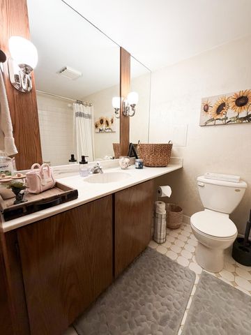 1516 Maywood Drive, South Saint Paul, MN 55075