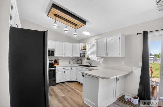 4465 E Cochise Drive, Ammon, ID 83406