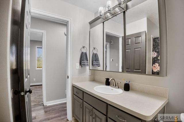 4465 E Cochise Drive, Ammon, ID 83406