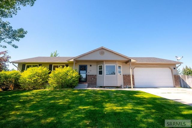 4465 E Cochise Drive, Ammon, ID 83406