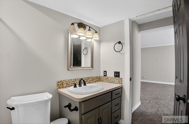 4465 E Cochise Drive, Ammon, ID 83406