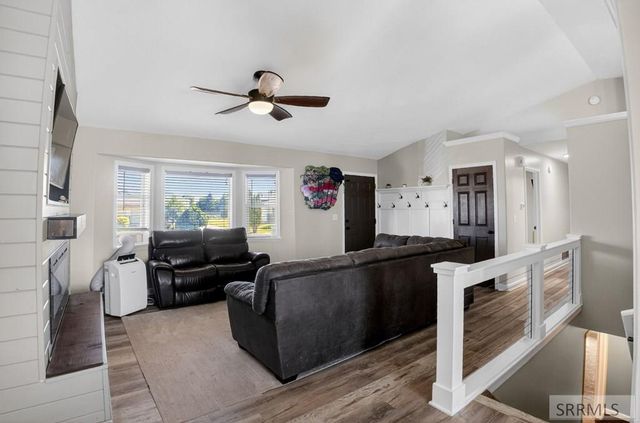 4465 E Cochise Drive, Ammon, ID 83406