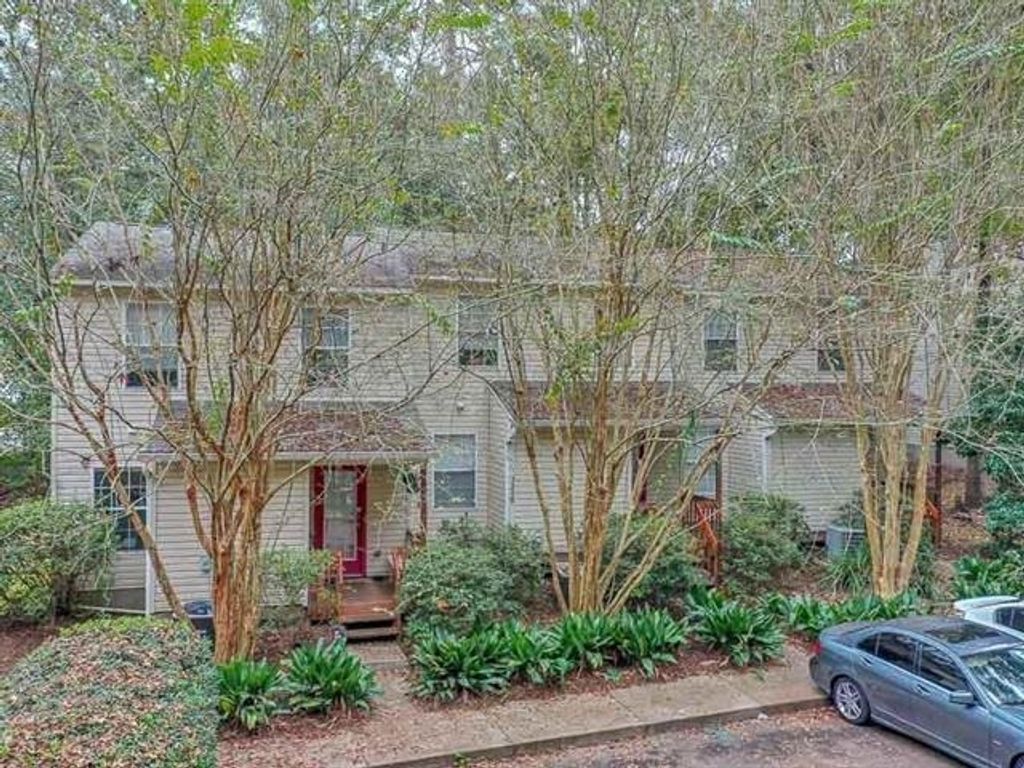 1348 Ocala Rd Apt C, Tallahassee, FL 32304
