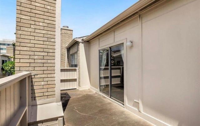 3800 Tanglwilde Street W 806, Houston, TX 77063